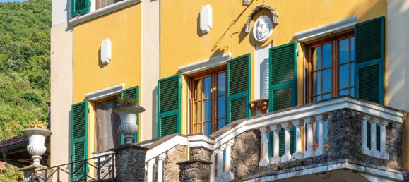 5 bedrooms Villa in Savignone, Italy No. 304109 3