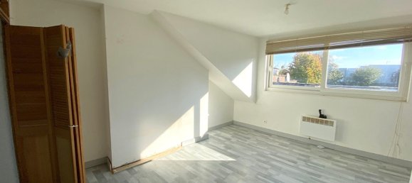 Casa de 3 dormitorios en Tourcoing, France No. 213680 7