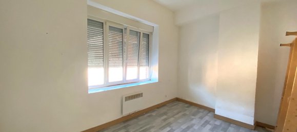 Casa de 3 dormitorios en Tourcoing, France No. 213680 9