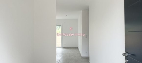 Casa de 4 dormitorios en Mesnil-Saint-Pere, France No. 250967 3