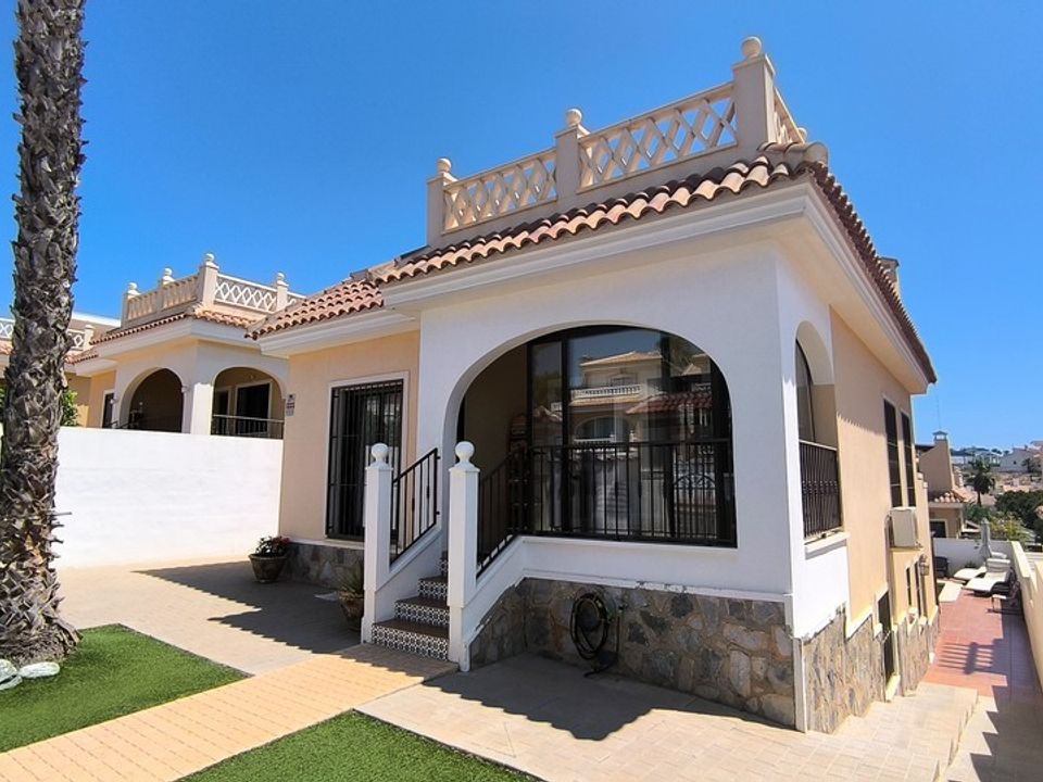 5 bedrooms Villa in Ciudad Quesada, Spain No. 170275