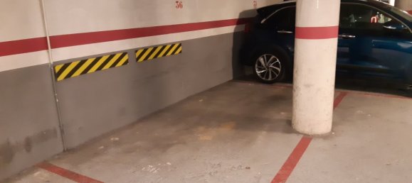 Garage in Horta-Guinardo, Spain 9m², Nr. 178921 3