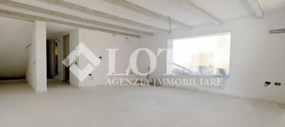 8 chambres Maison à Cascina, Italy No. 343669 10