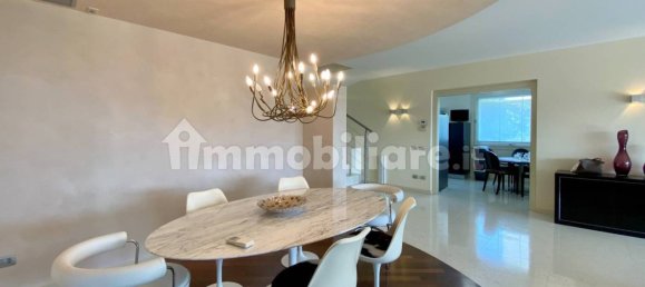 4 Schlafzimmer Villa in Padenghe sul Garda, Italy, Nr. 296791 8