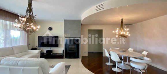 4 Schlafzimmer Villa in Padenghe sul Garda, Italy, Nr. 296791 9