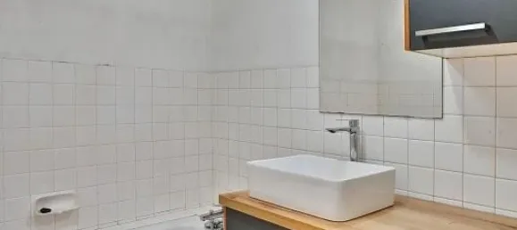 2 bedrooms Apartment in Bourgoin-Jallieu, France No. 348265 6