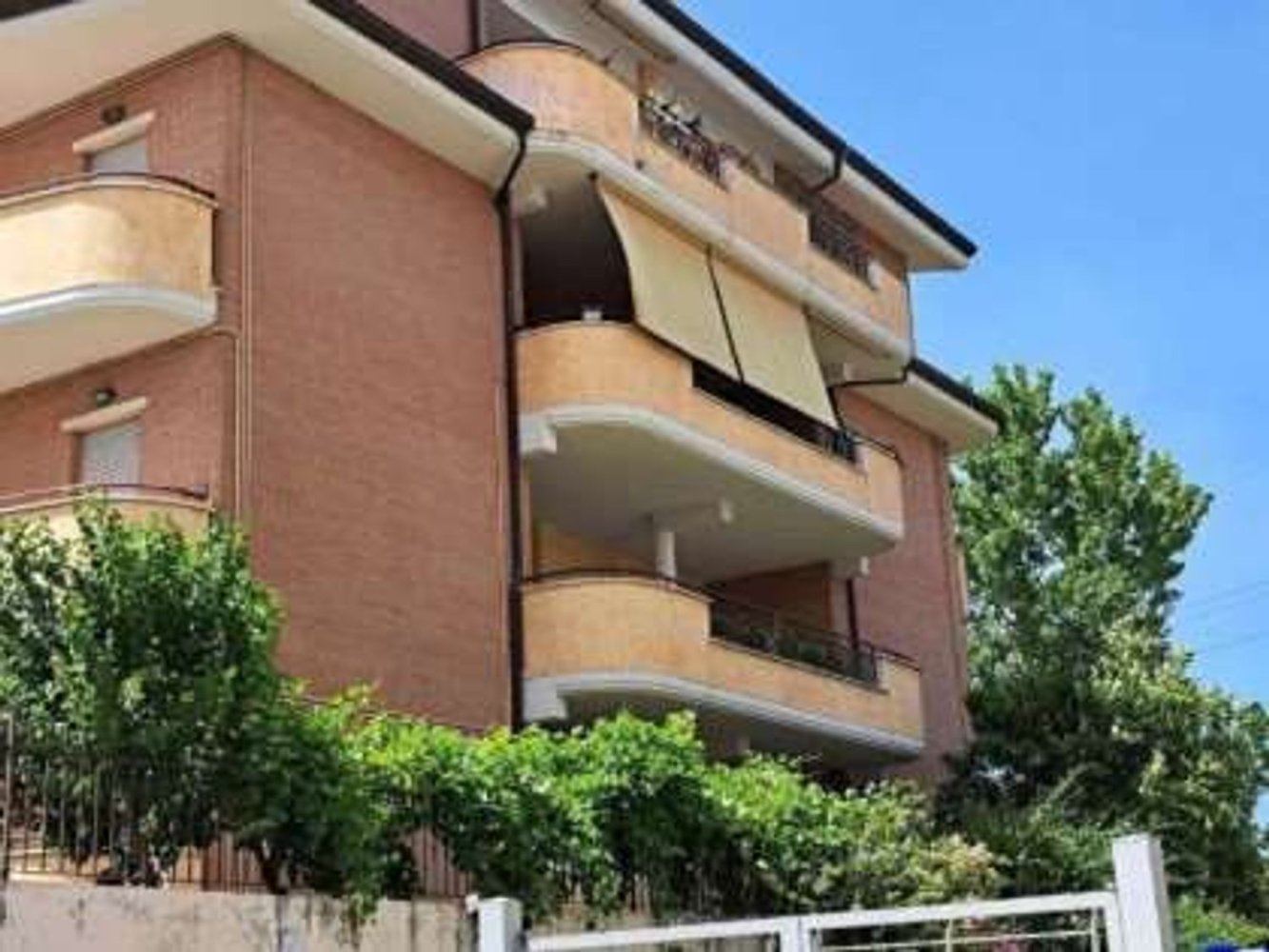 Apartamento de 3 habitaciónes en Rome, Italy No. 198811