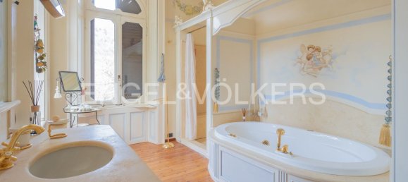 7 bedrooms Villa in Varese, Italy No. 188327 18
