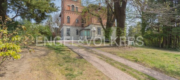 7 bedrooms Villa in Varese, Italy No. 188327 24