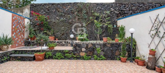 Дом с 2 спальнями в Ачиреале, Италия № 141747 17