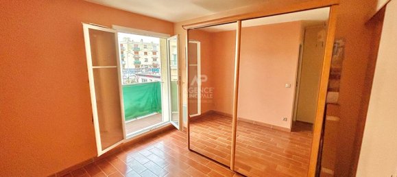 Apartamento de 1 dormitorio en Poissy, France No. 168803 15