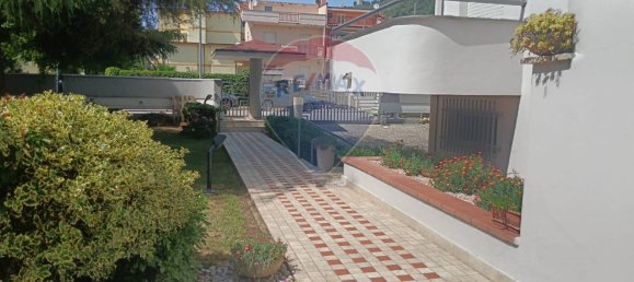 10غرفة منزل في Popoli, Italy رقم 178445 21