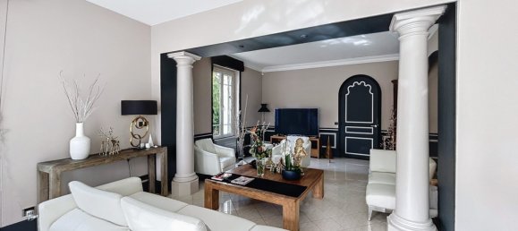 6 bedrooms Villa in Chaumont, France No. 74688 3