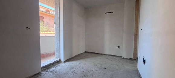 4 rooms House in Pomezia, Italy No. 28536 12