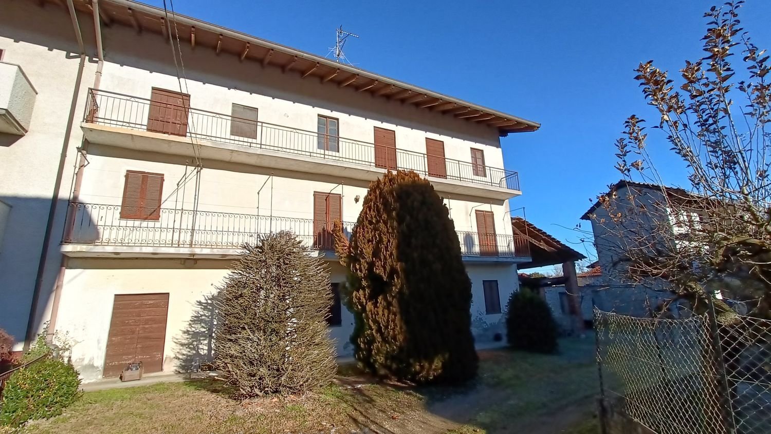 4غرفة منزل في Bogogno, Italy رقم 140339