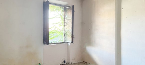 Apartamento de 3 habitaciónes en Lucca, Italy No. 270678 4