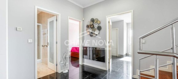 4 bedrooms House in Vila Nova de Gaia, Portugal No. 113198 27