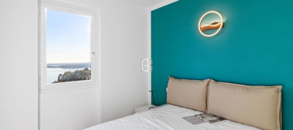 3-salle Appartement à Gardone Riviera, Italy No. 128927 12