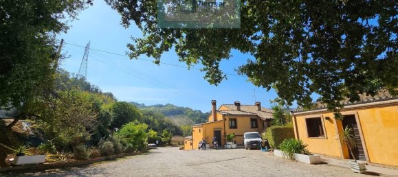 15 rooms House in Ancona, Italy No. 91254 17