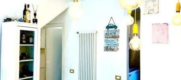 Casa de 6 divisões em Massa, Italy N.º 109021 31