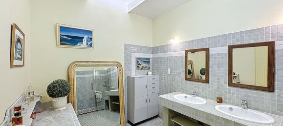 Casa de 5 dormitorios en Auxerre, France No. 199289 9