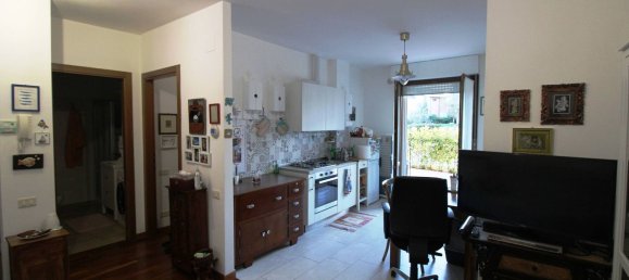 2 bedrooms Apartment in Recanati, Italy No. 351514 4