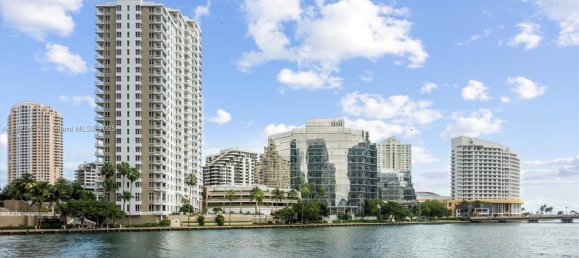 2 غرف نوم عقار تجاري في Miami, الولايات المتحدة رقم 615422 28