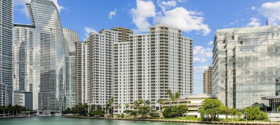 2 غرف نوم عقار تجاري في Miami, الولايات المتحدة رقم 615422 30