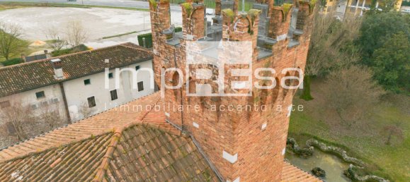 Villa de 5 dormitorios en Pordenone, Italy No. 71131 49