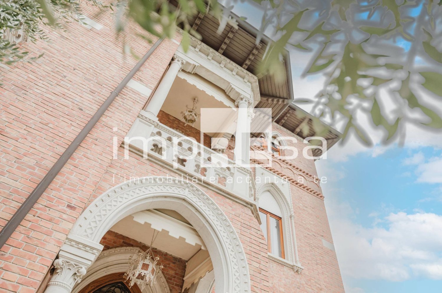 5 bedrooms Villa in Pordenone, Italy No. 71131