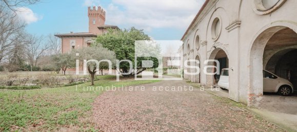 Villa de 5 dormitorios en Pordenone, Italy No. 71131 28