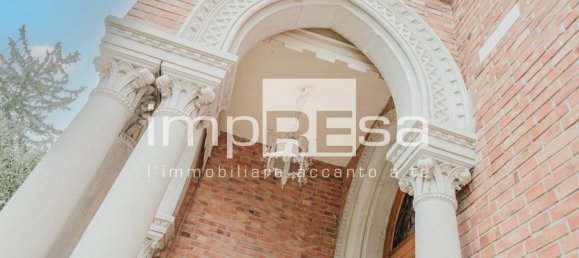 Villa de 5 dormitorios en Pordenone, Italy No. 71131 26