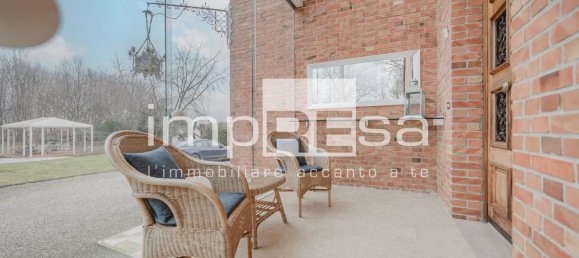 Villa de 5 dormitorios en Pordenone, Italy No. 71131 12