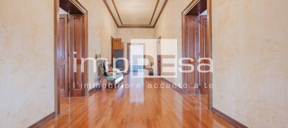 Villa de 5 dormitorios en Pordenone, Italy No. 71131 35