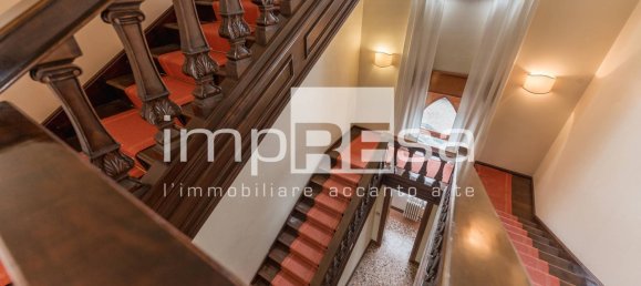 Villa de 5 dormitorios en Pordenone, Italy No. 71131 37