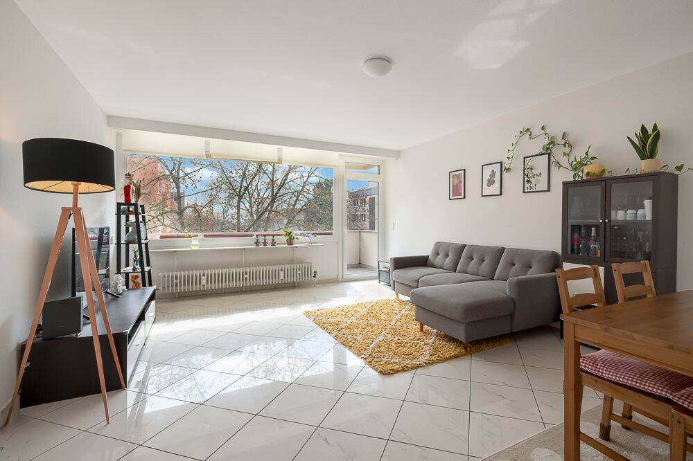 Квартира с 1 спальней в Франкфурт на Майне, Германия № 112972