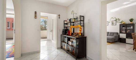 Квартира с 1 спальней в Франкфурт на Майне, Германия № 112972 4