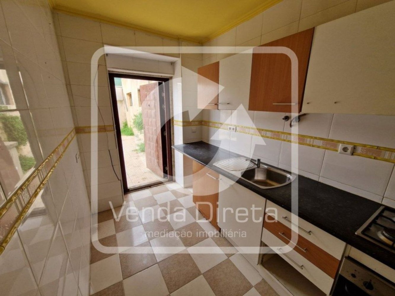 2 غرف نوم شقة في Amadora, Portugal رقم 83789