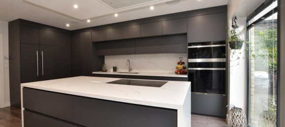 4 bedrooms House in Harlow, United Kingdom No. 3964 3