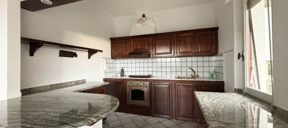 4 rooms Apartment in Castelnuovo Magra, Italy No. 80040 6
