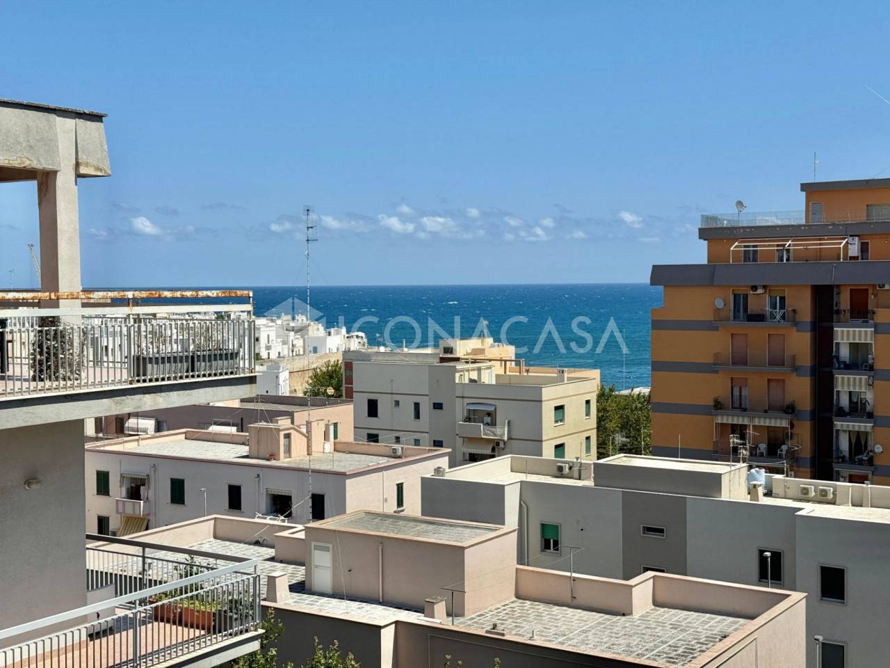 4 rooms Apartment in Monopoli, Italy No. 339240