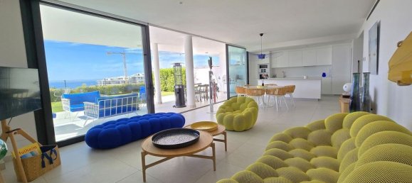 3 bedrooms Apartment in Fuengirola, Spain No. 179954 4