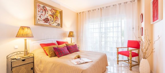 2 Schlafzimmer Stadthaus in Marbella, Spain, Nr. 30082 8