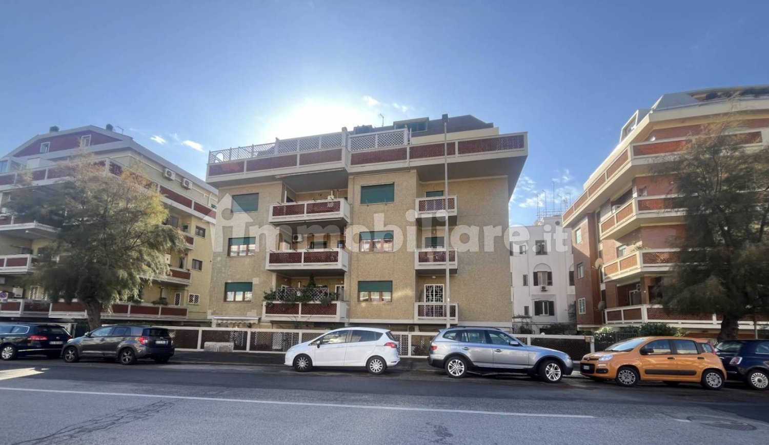 2 bedrooms Apartment in Rome, Italy No. 216937