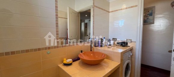 2 bedrooms Apartment in Rome, Italy No. 216937 15