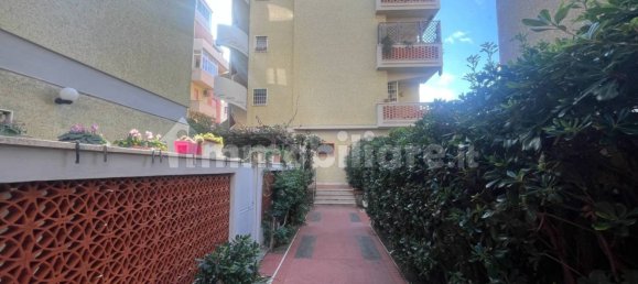 2 bedrooms Apartment in Rome, Italy No. 216937 26