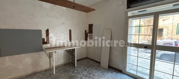 Коммерческая недвижимость с 1 комнатой в Морлупо, Италия № 207691 4