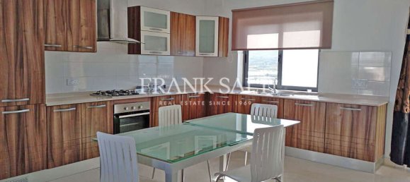 3 غرف نوم بانتهاوس في Mgarr, Malta رقم 8585 5