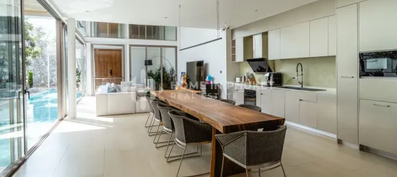 4 bedrooms House for sale in Phuket, Southern Thailand, Thailand № 61279 6