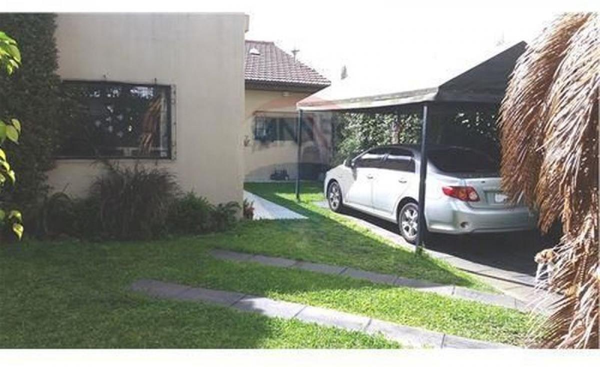 3 bedrooms House in San Isidro, Argentina No. 57031